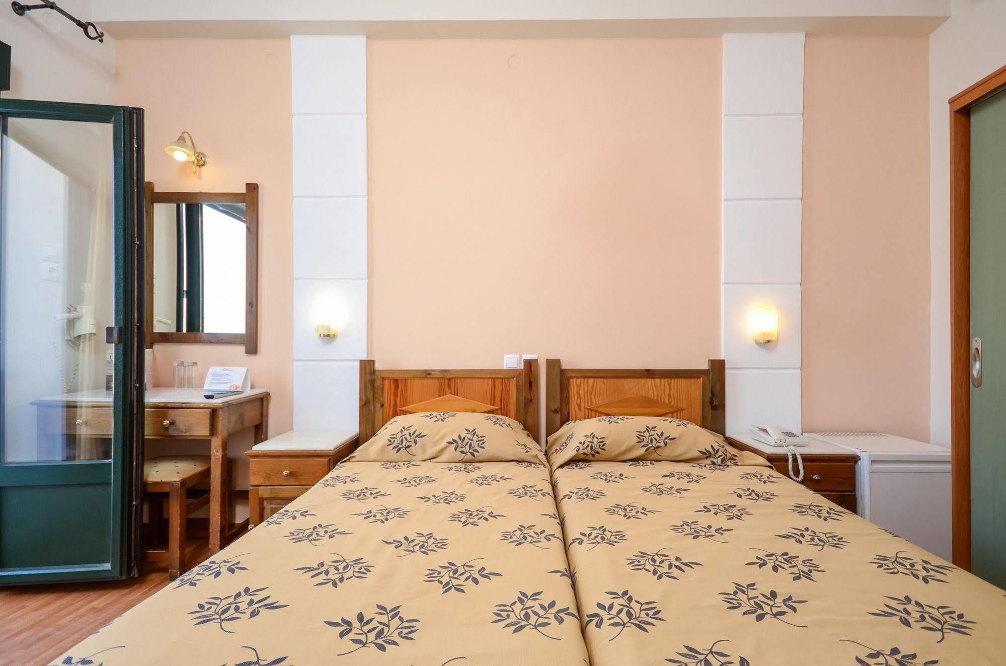 Hotel Coronis Naxos City Dış mekan fotoğraf